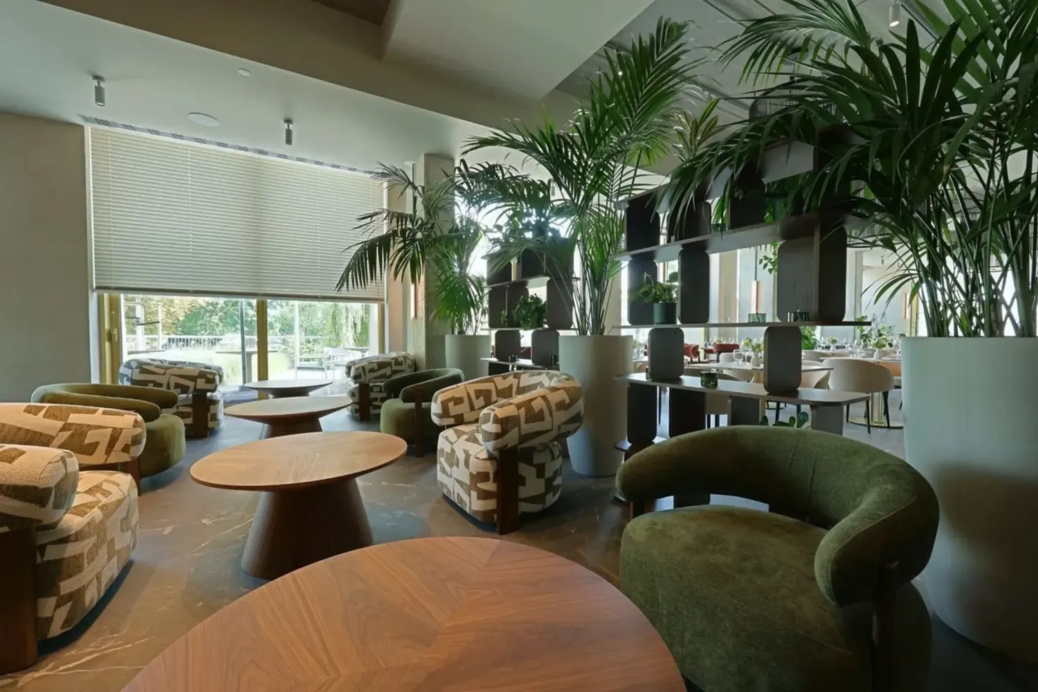 Lounge-Bereich im Restaurant