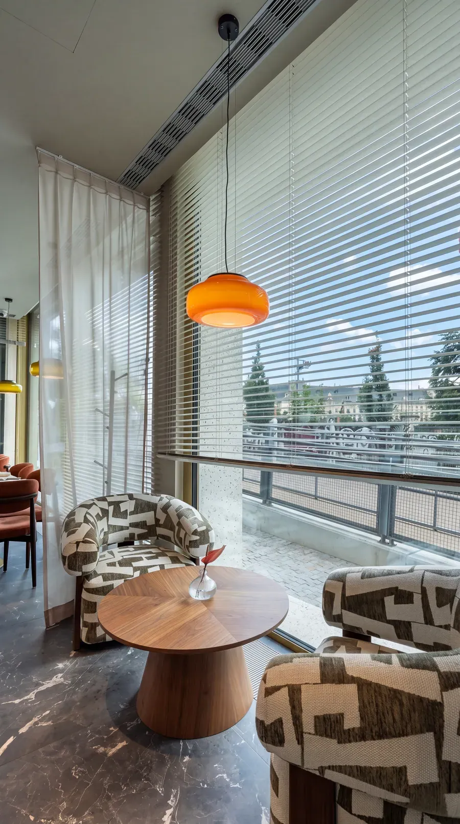 Saal des Restaurants PONTI im Komplex Boulevard Drobnera