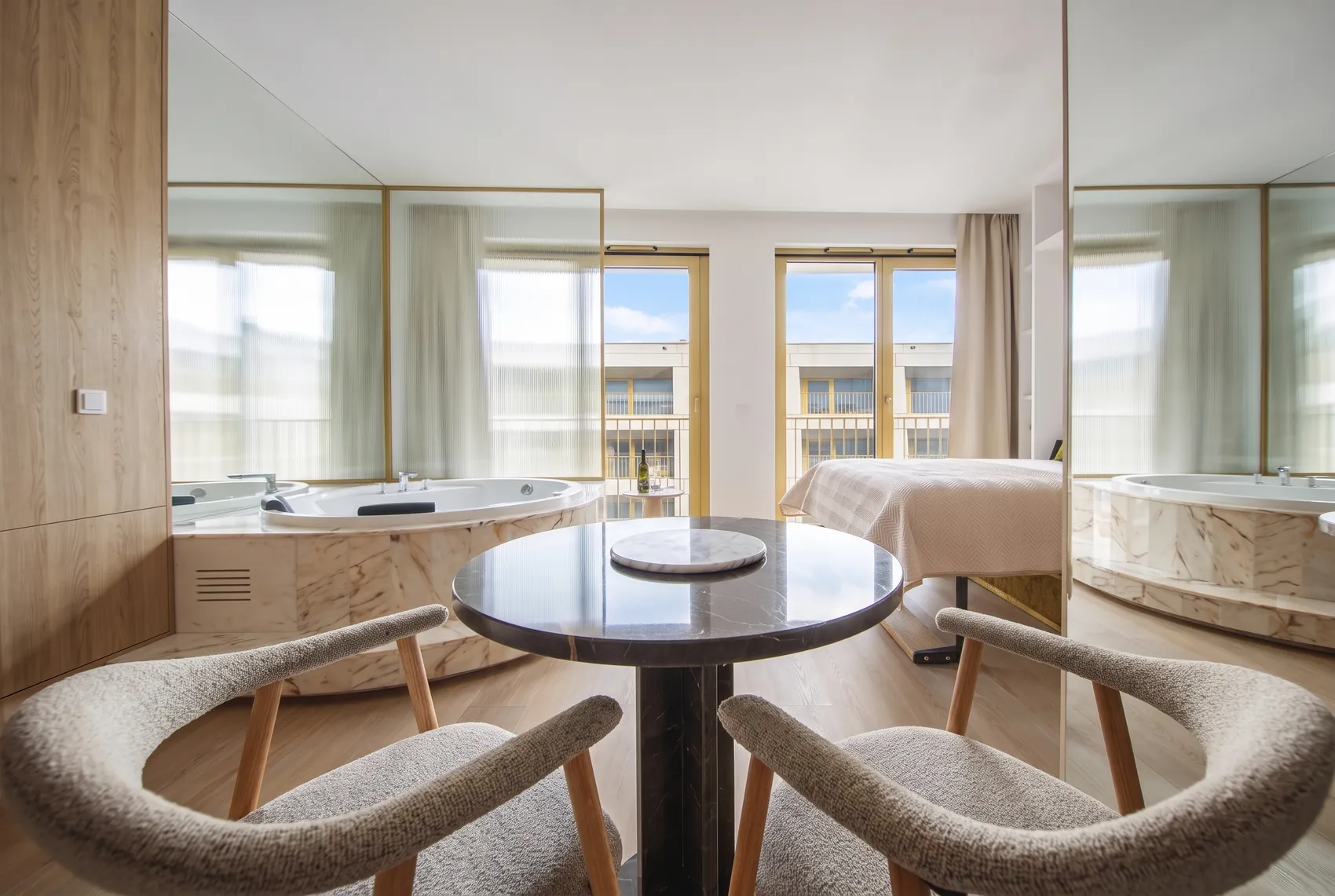 Apartament z Jacuzzi, zdjęcie 4