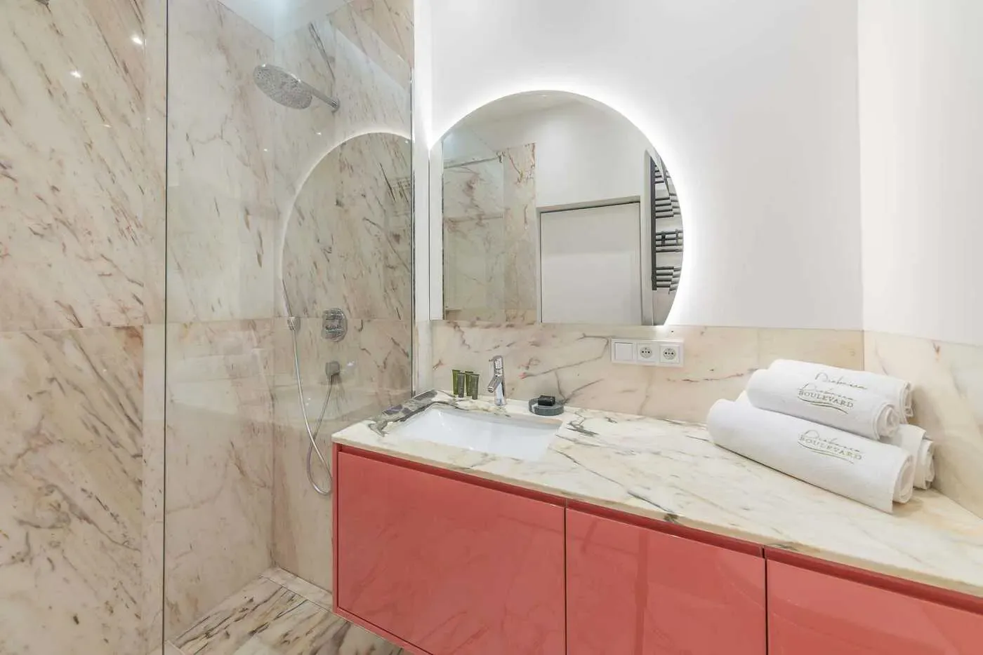 Deluxe z Jacuzzi, zdjęcie 6